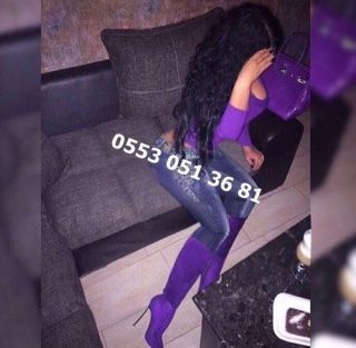 Ataköyden Escort Bayan Esmer