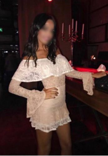 Anadolu Yakası Escort Bayanlar'ın Gözdesi: Çekici ve Tutkulu Bayan Escort