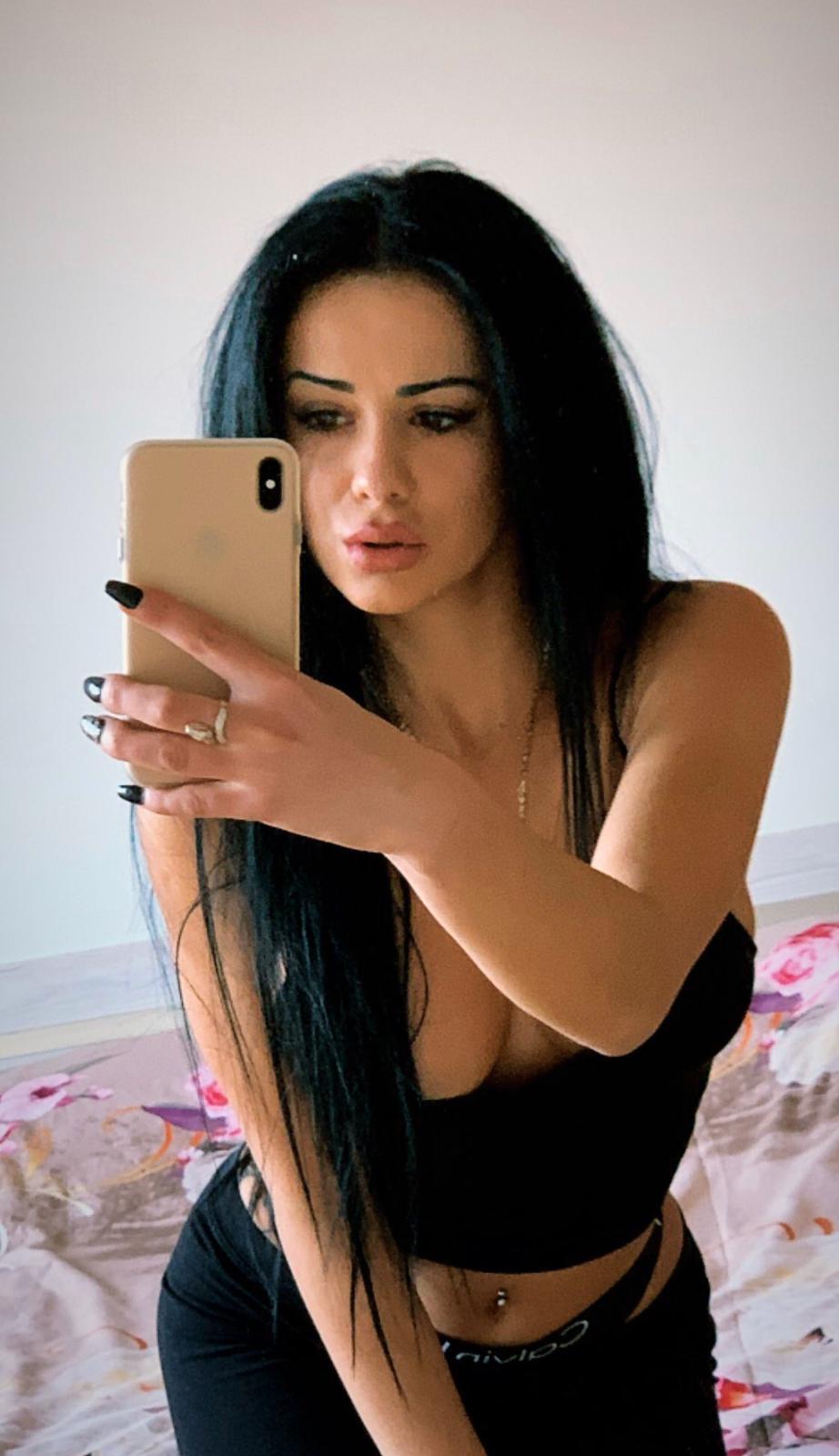 Ankara'nın Cazibeli Escort Bayanı Sizi Bekliyor