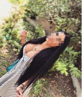 Ataköy  İri Göğüslü Seksi Bayan Escort Duru