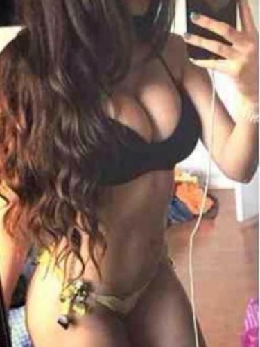 Büyükçekmece'deki Baştan Çıkarıcı Güzel: Neşeli ve Tatlı Escort