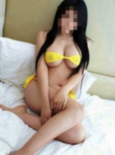 Kadıköy'deki Egzotik Escort Kızınızla Tanışın: Hafif ve Zarif, Deneyimli ve Cazibeli