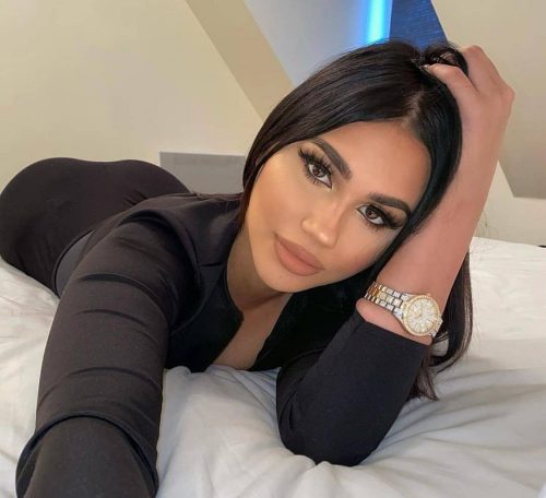 Mecidiyeköy Escort Bayan Partnerlerden Güzel Escort: Küçük ama Özel