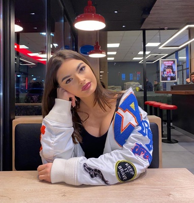 Şişli Escort Bayan Hizmetinizde: Kendine Güvenen ve Tecrübeli