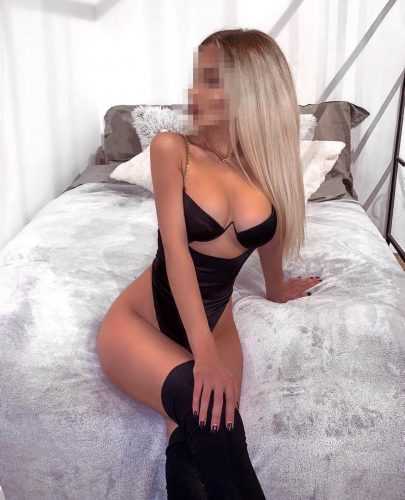 Ümraniye Escort Benimle Gerçek Lezzetlere Yelken Açın